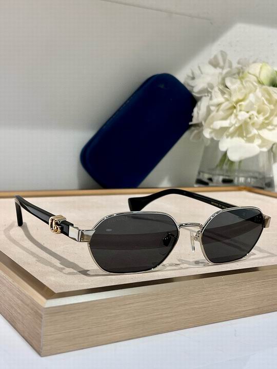 Gucci-004