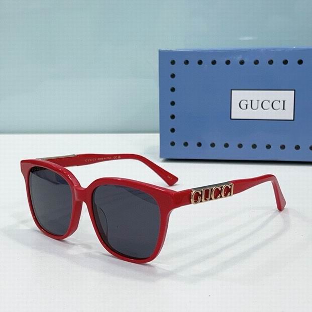 Gucci-040
