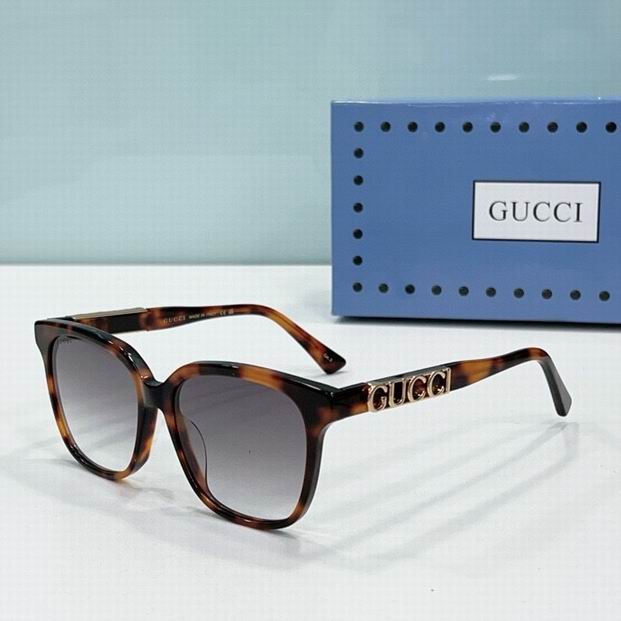 Gucci-041