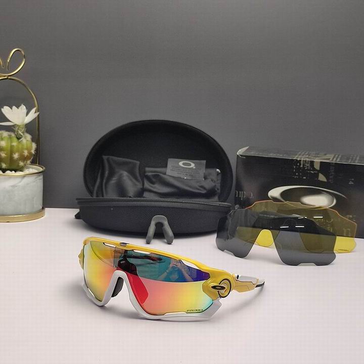 Oakley-060