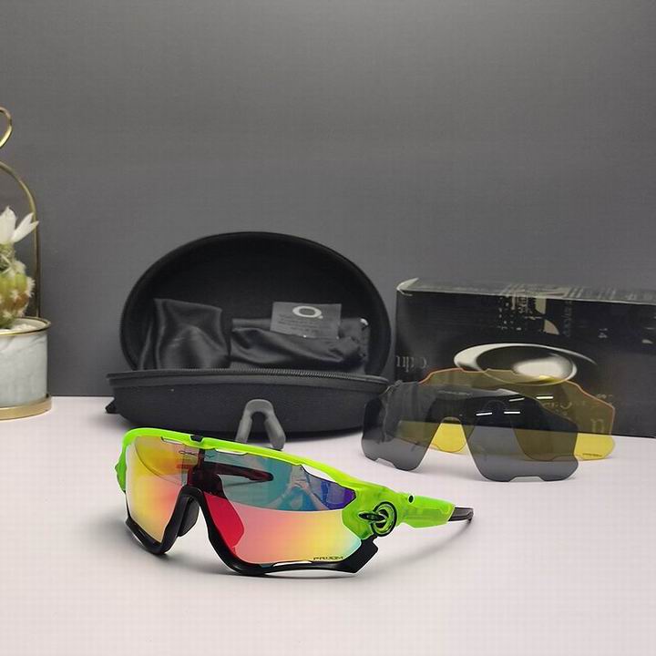 Oakley-061
