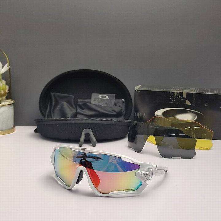 Oakley-064