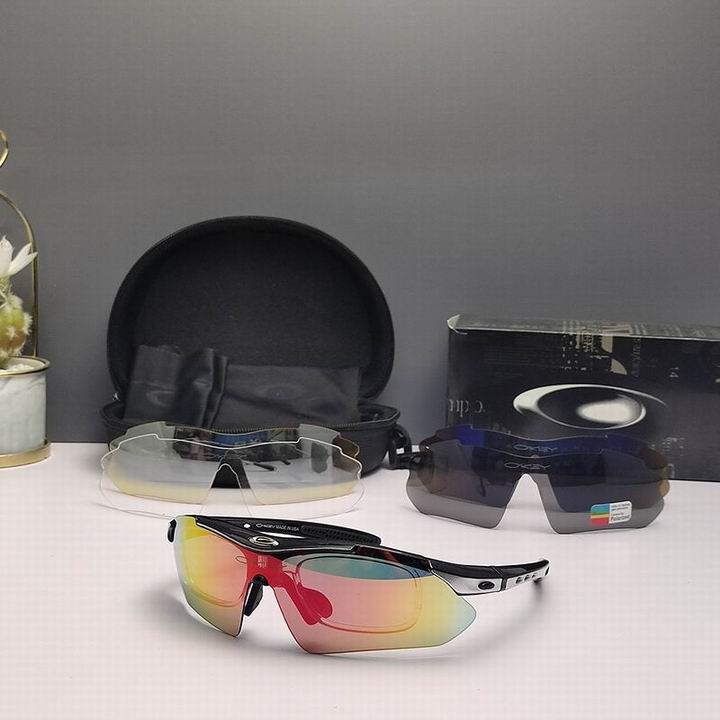 Oakley-072