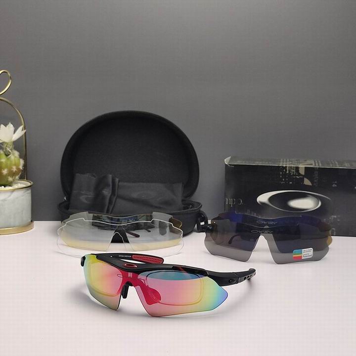 Oakley-080