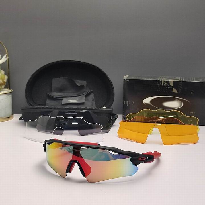 Oakley-084