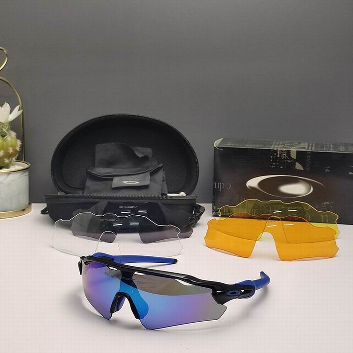 Oakley-088
