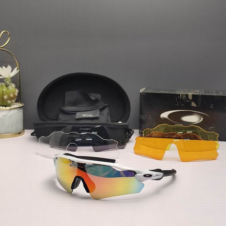 Oakley-089