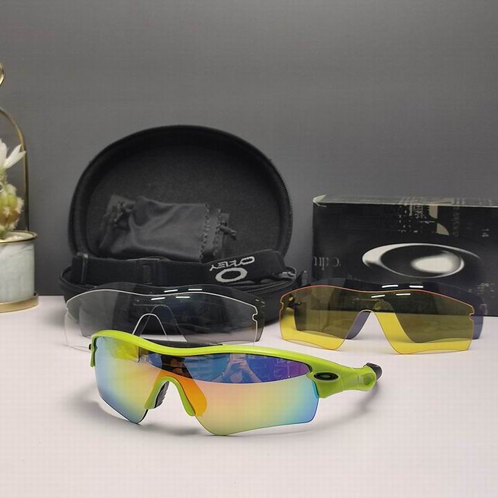 Oakley-098