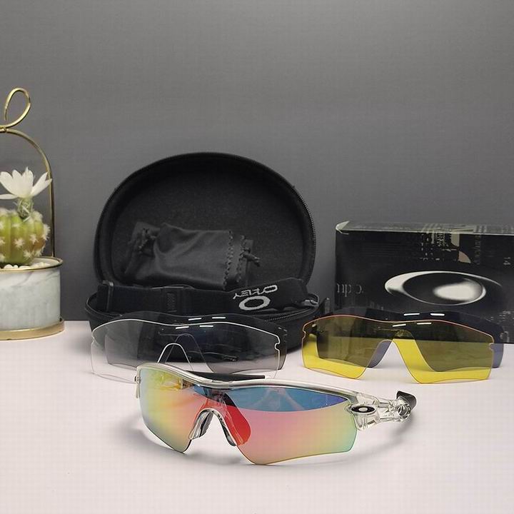 Oakley-101