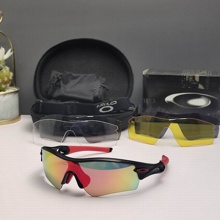 Oakley-109