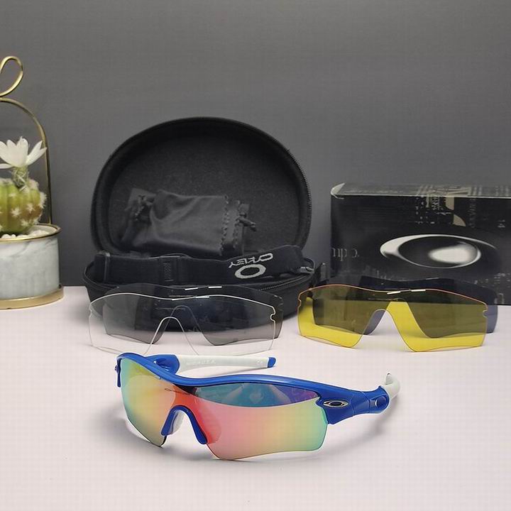 Oakley-128