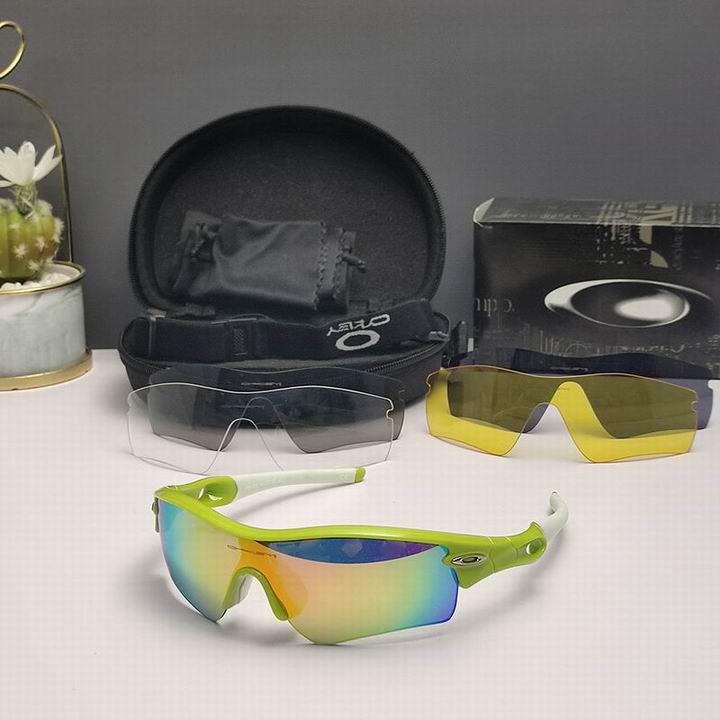 Oakley-130
