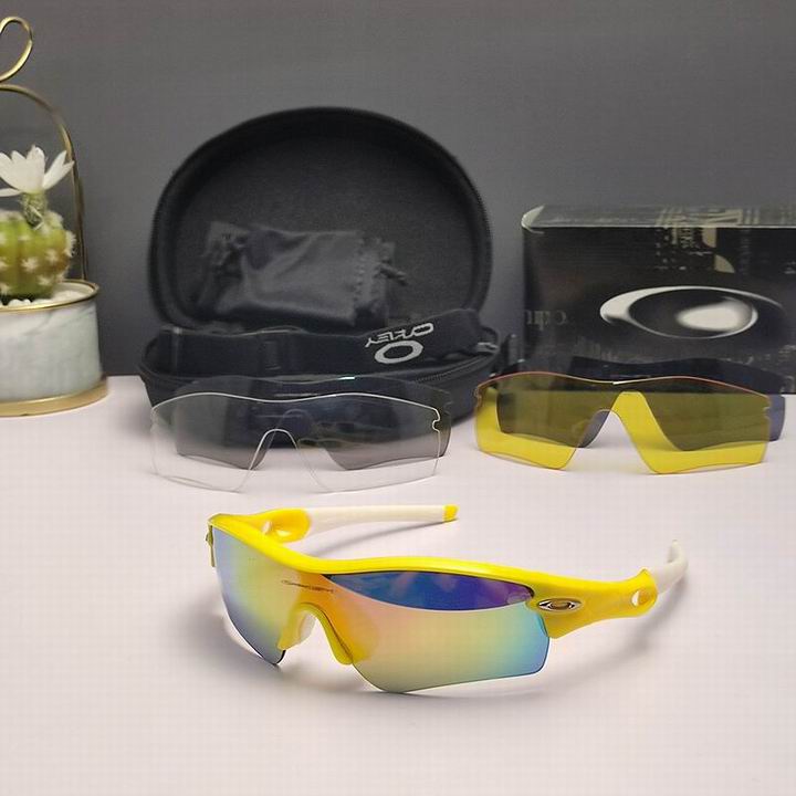 Oakley-133