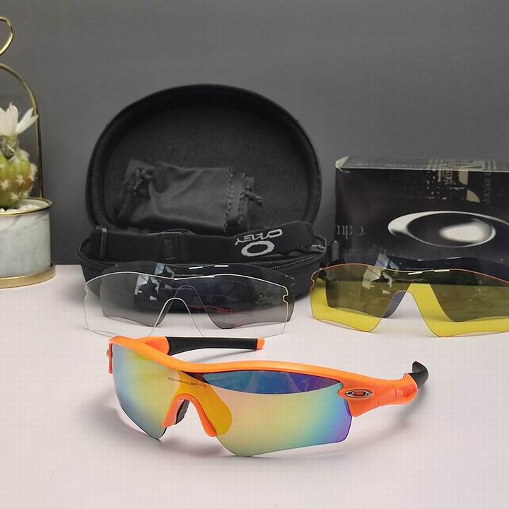 Oakley-147
