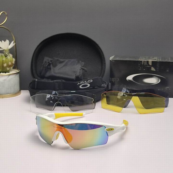Oakley-149
