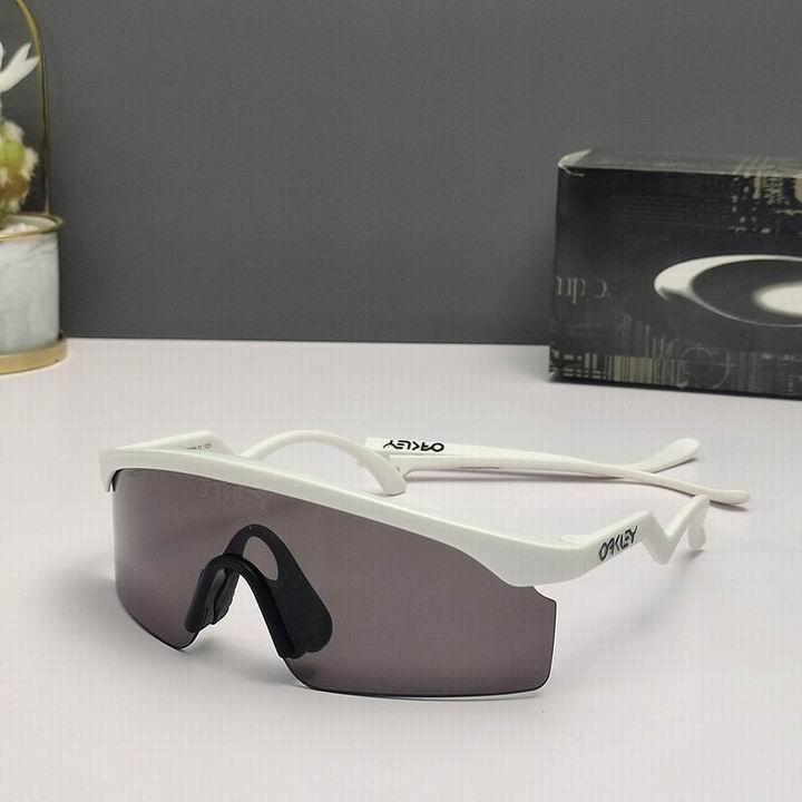 Oakley-151