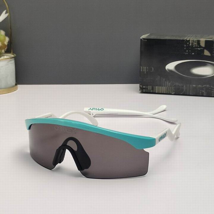 Oakley-152