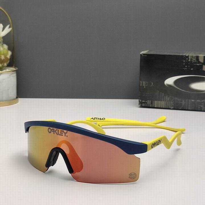Oakley-154