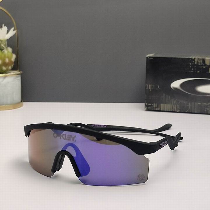 Oakley-155