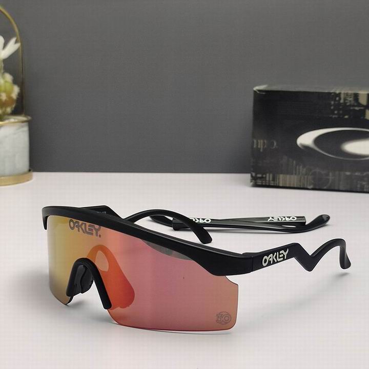 Oakley-158