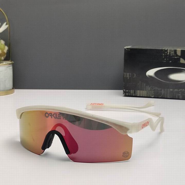 Oakley-159