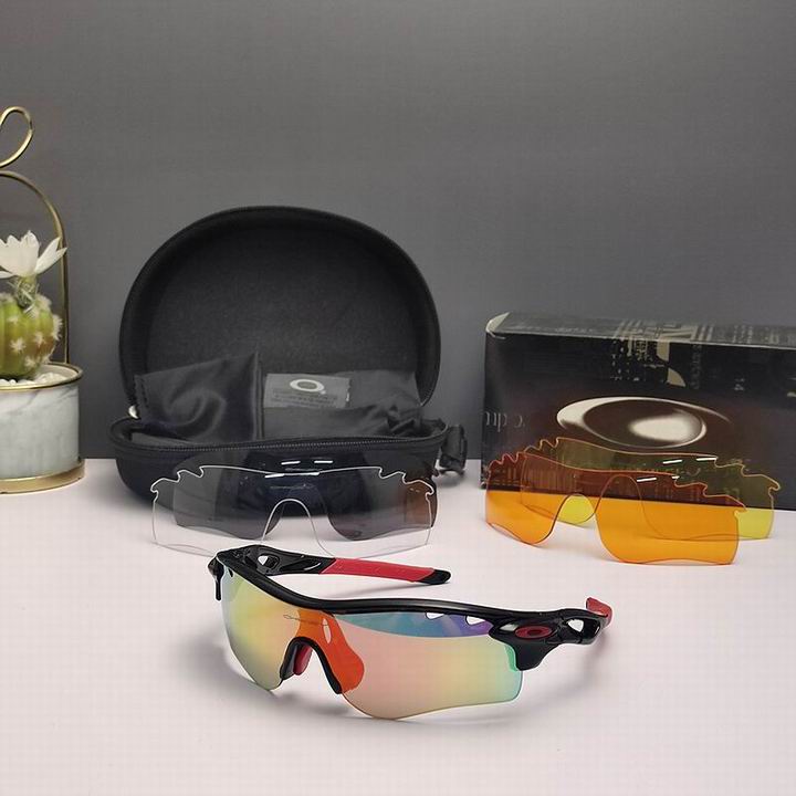 Oakley-010