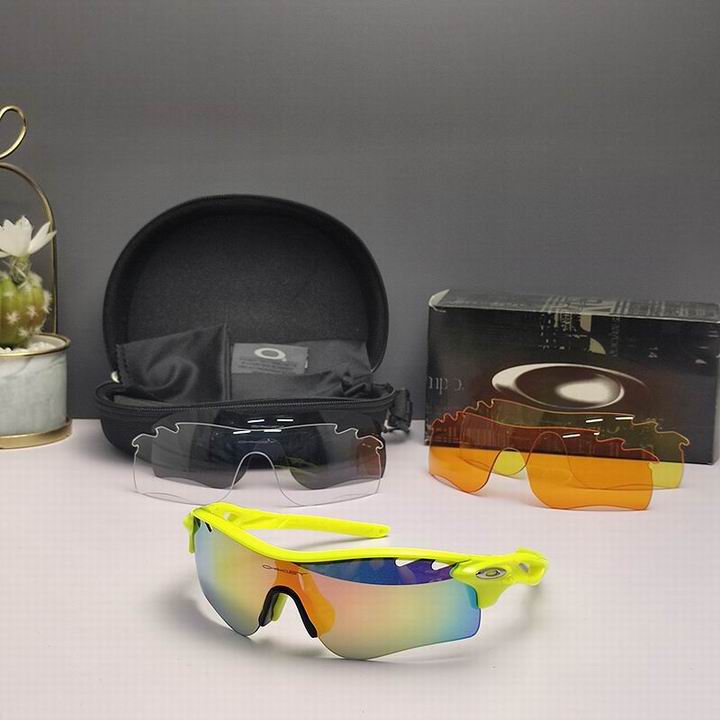 Oakley-022