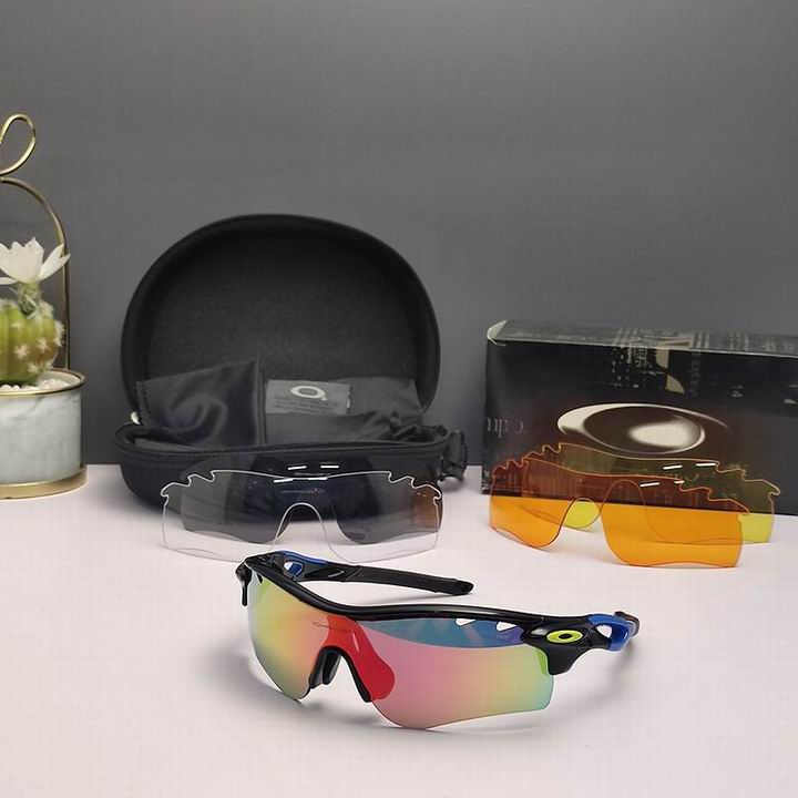Oakley-032