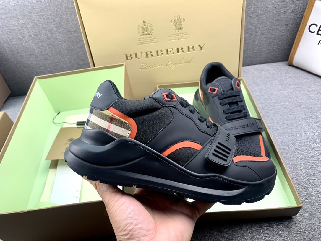 W-Burberry-054