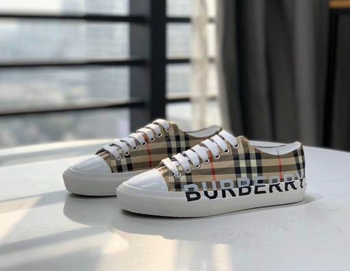 W-Burberry-063