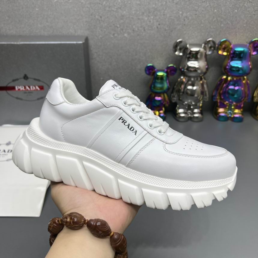 Prada-046