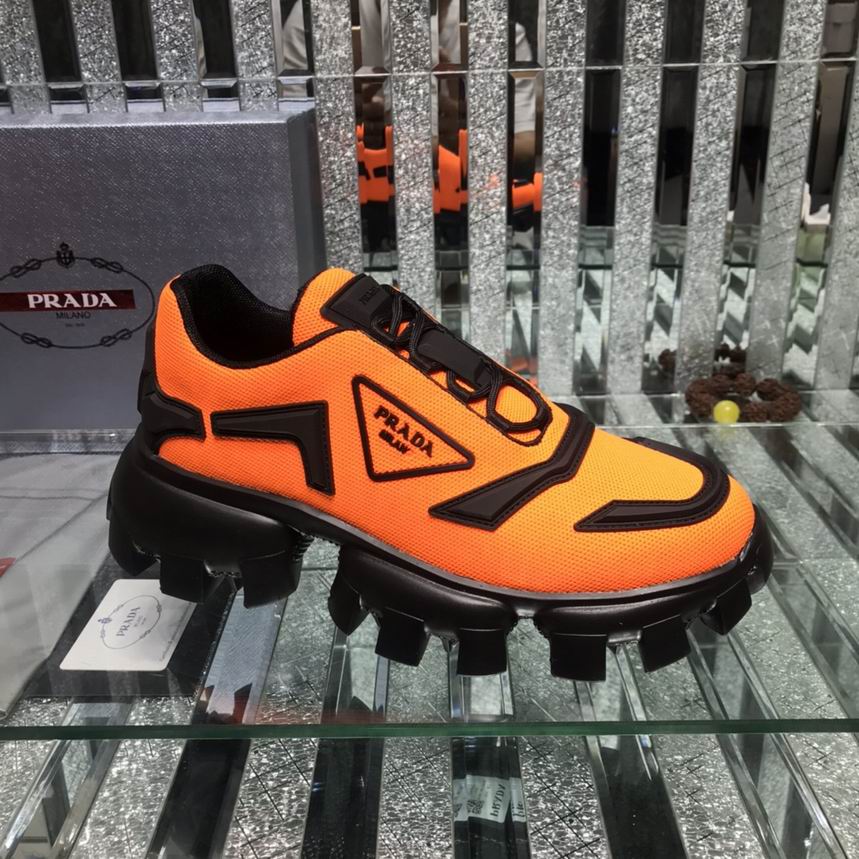 Prada-049