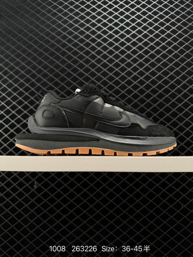 Sacai-033
