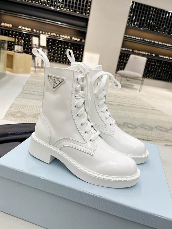 W-Prada-064