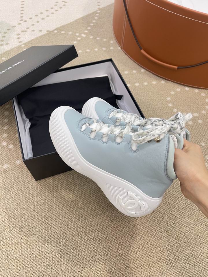 W-Chanel-093
