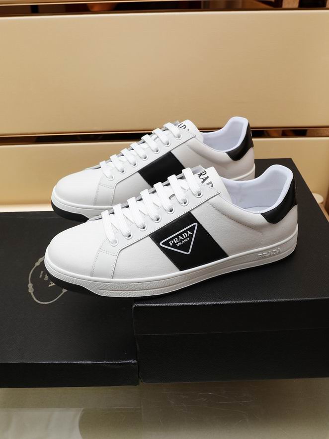 Prada-056