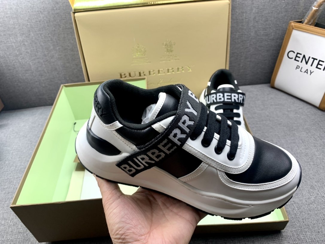 W-Burberry-074