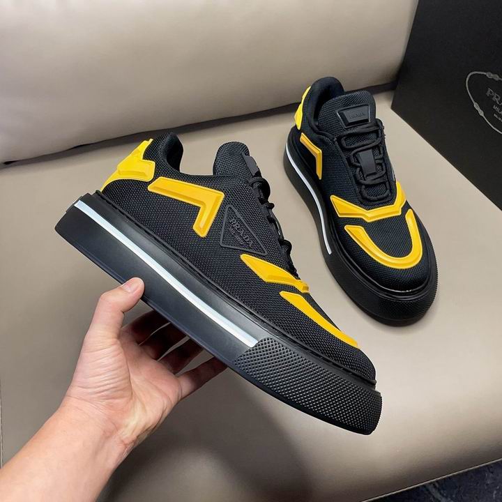 Prada-058