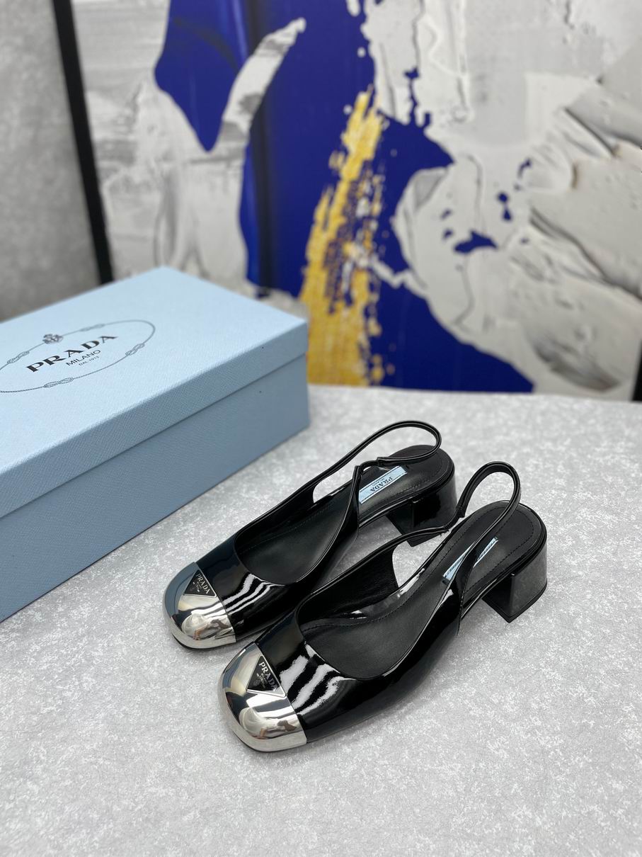 W-Prada-070