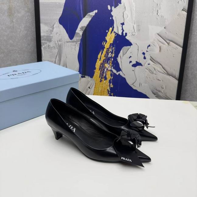W-Prada-071