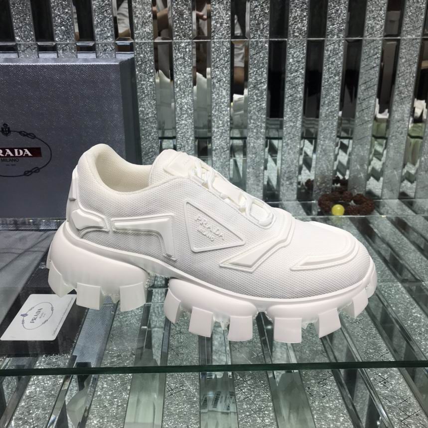 Prada-059