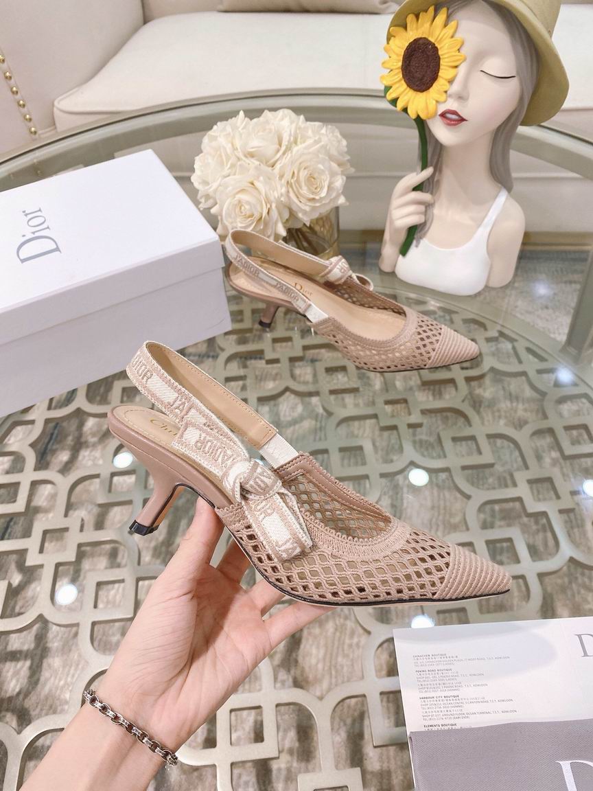 W-Dior-085