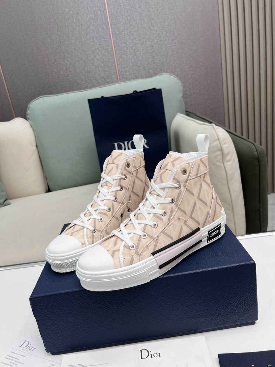 W-Dior-086