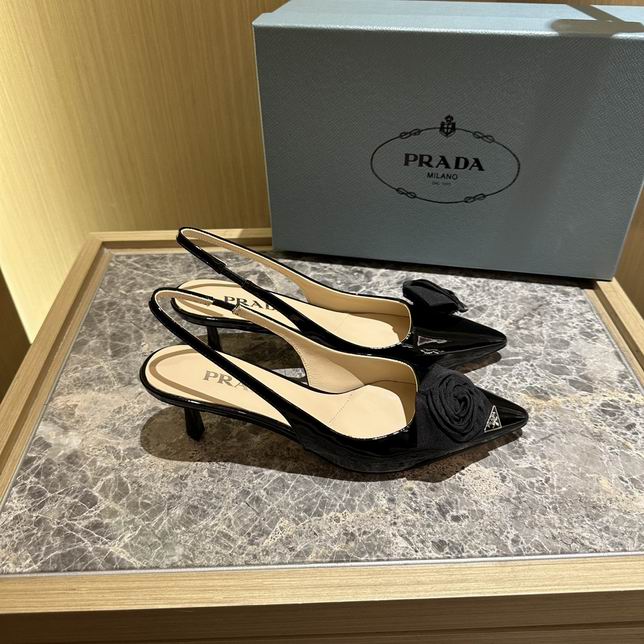 W-Prada-074