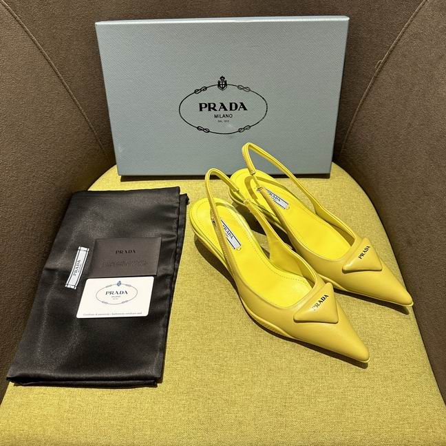 W-Prada-078