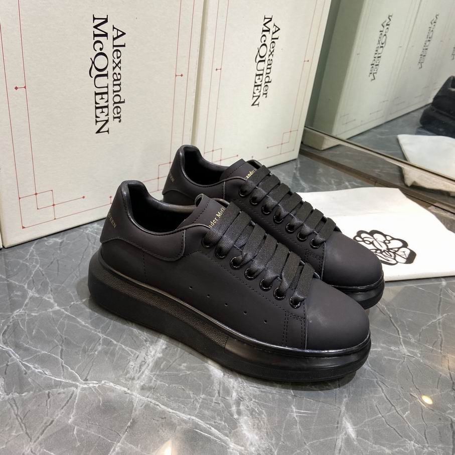 McQUEEN-032
